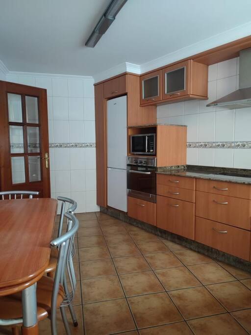 Апартаменти Piso Моанья Екстер'єр фото