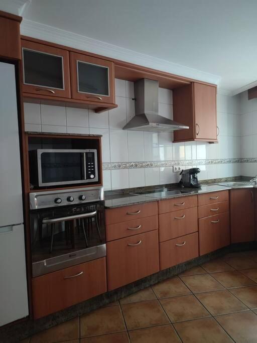 Апартаменти Piso Моанья Екстер'єр фото